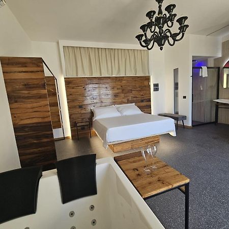 Dada Suites And Sea San Salvo Extérieur photo
