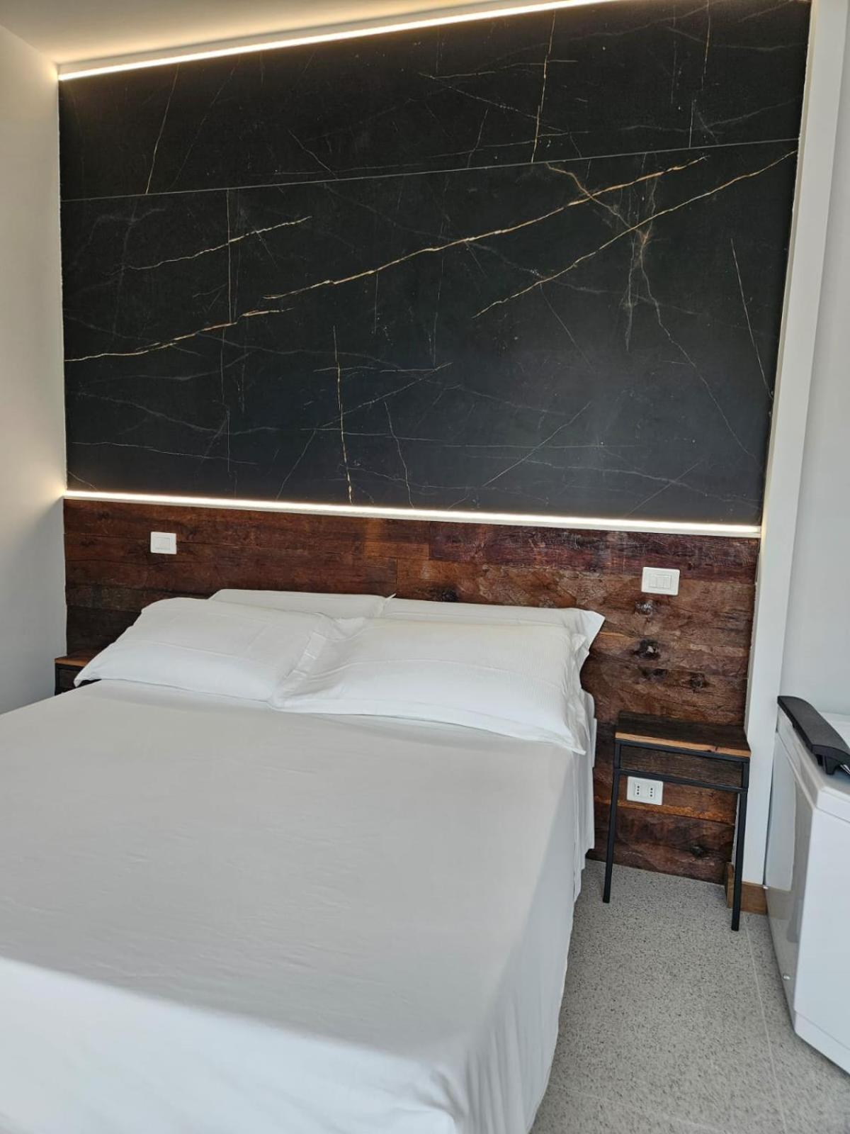 Dada Suites And Sea San Salvo Extérieur photo